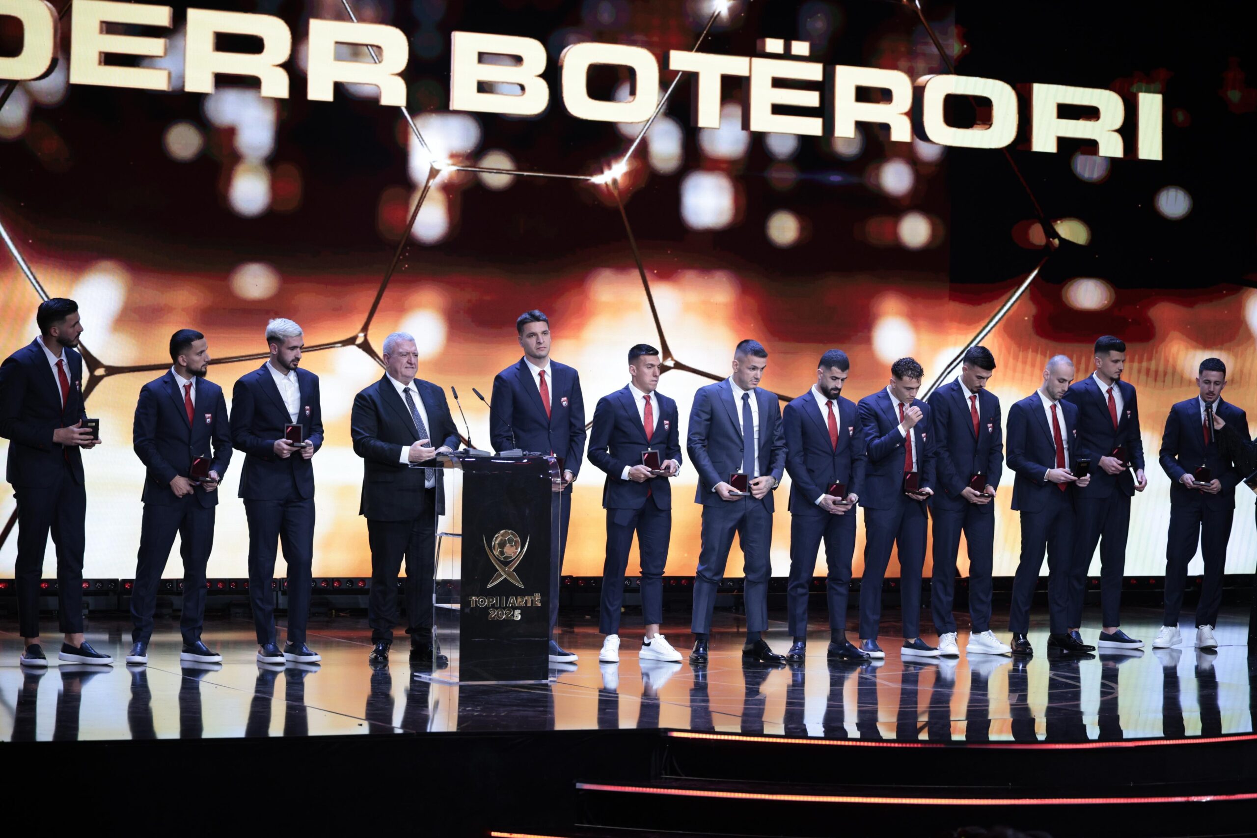 “topi-i-arte-2025”,-ndahen-cmimet-per-me-te-miret-e-vitit