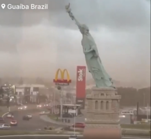 era-e-forte-rrezon-kopjen-e-statujes-se-lirise-ne-brazil-(video)