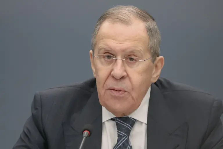 ministri-i-jashtem-rus:-uashingtoni-eshte-i-interesuar-ne-zgjidhjen-e-krizes-me-iranin