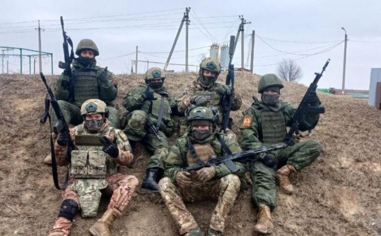 the-telegraph:-militantet-serbe-qe-luftojne-per-putin-po-pergatiten-per-nje-lufte-te-re-ballkanike