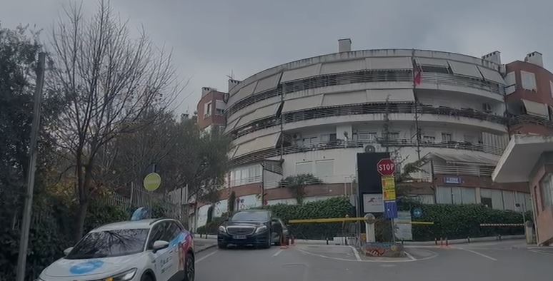 aksioni-i-spak-dhe-bkh-per-tenderat-te-akshi/-pezullohet-nga-detyra-zv.drejtori-i-policise-se-tiranes