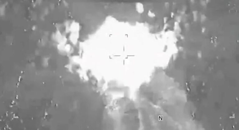 ushtria-amerikane-godet-tre-anije-te-tjera-te-karteleve-te-droges-ne-paqesor,-tete-viktima