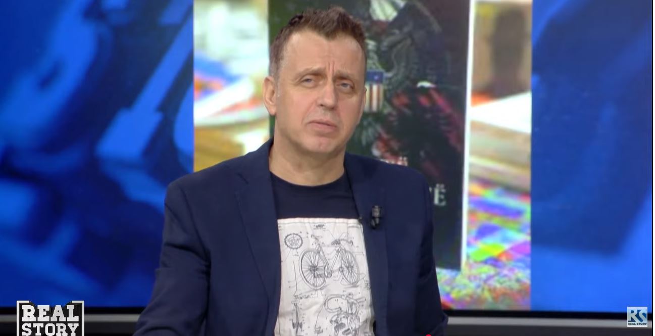 “ceshtja-e-komercializimit-te-librit-nuk-eshte-shqiptare,-eshte-globale”,-lami:-pa-kritike,-shija-estetike-mbetet-ne-vend