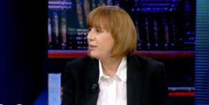 “teknologjia-vetem-e-ka-pasuruar-tregun”/-alda-bardhyli:-sfida-e-librit,-globale.-por-numri-i-botimeve-te-reja-ka-mbushur-librarite