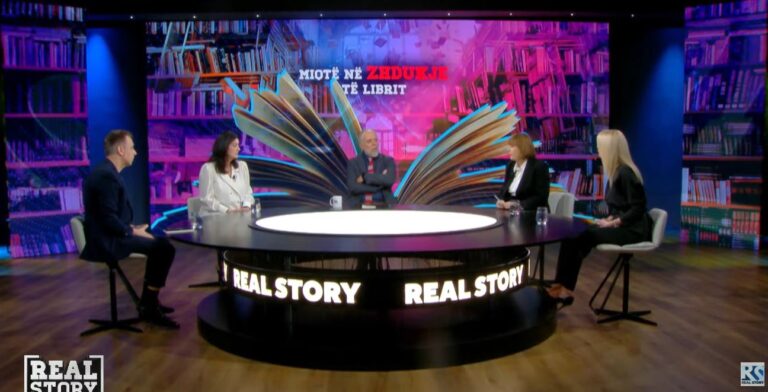 miqte-ne-zhdukje-te-librit/-studiuesja:-autoriteti-i-kritikes-ka-humbur!-rita-petro:-mungesa-e-recenses-po-largon-lexuesit