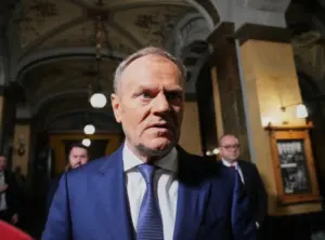 “polonia-kontribut-per-sigurine”/-tusk:-evropa-e-ka-kuptuar-se-mbrojtja-e-kufirit-lindor-te-nato-s-eshte-nje-pergjegjesi-e-perbashket