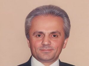 ndahet-nga-jeta-ne-moshen-86-vjecare-ish-ambasadori-nasip-kaci