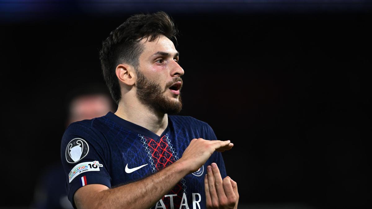 kvaratskhelia-per-ardhjen-e-mundshme-te-salah:-lojtar-i-madh,-por-nuk-me-takon-mua-te-pergjigjem