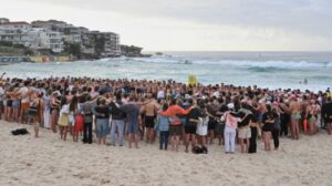 anulohen-festimet-e-vitit-te-ri-ne-sidney,-ku-mbeten-te-vrare-16-persona