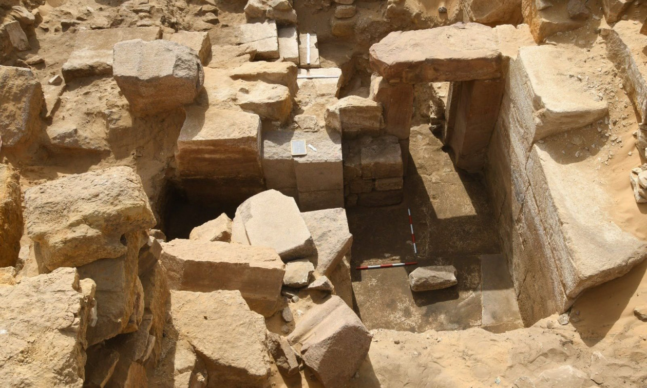 ishte-ndertuar-ne-nder-te-perendise-se-diellit-ra,-zbulohet-tempulli-i-humbur-4.500-vjecar-ne-egjipt