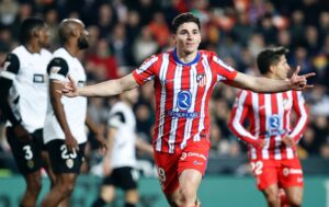 tri-kushtet-qe-duhet-te-plotesoje-barcelona-per-transferimin-e-julian-alvarez