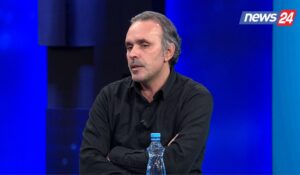 “njeriu-i-mitingjeve-vetedeklaroi-deshtimin-me-protestat”,-ergys-mertiri-ironi-me-akuzat-e-berishes:-tashme-te-gjitha-fajet-ne-pd-i-ka-salianji!