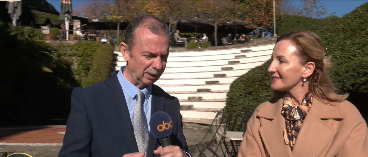 “shqiperi-itali,-nje-histori-zgjedhjeje”/-sipermarresja-isufi:-bashkeshorti-im-i-dashuruar-me-shqiperine,-e-kemi-vizituar-skaj-me-skaj!