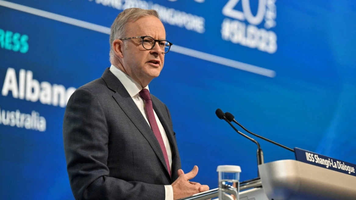 kryeministri-australian-ben-thirrje-per-masa-me-te-ashpra-kunder-gjuhes-se-urrejtjes