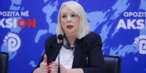 “ceshtja-nen-hetim!”,-adriana-kalaja-pas-pergjigjes-qe-mori-nga-spak-per-pecin:-pres-nga-braho-‘termetin’-prej-66-mln-euro