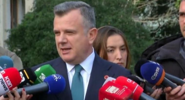 flakadane-e-tensione-nga-pd-ne-kuvend/-balla:-sa-here-kosova-feston,-saliu-ben-nje-dem-ne-shqiperi