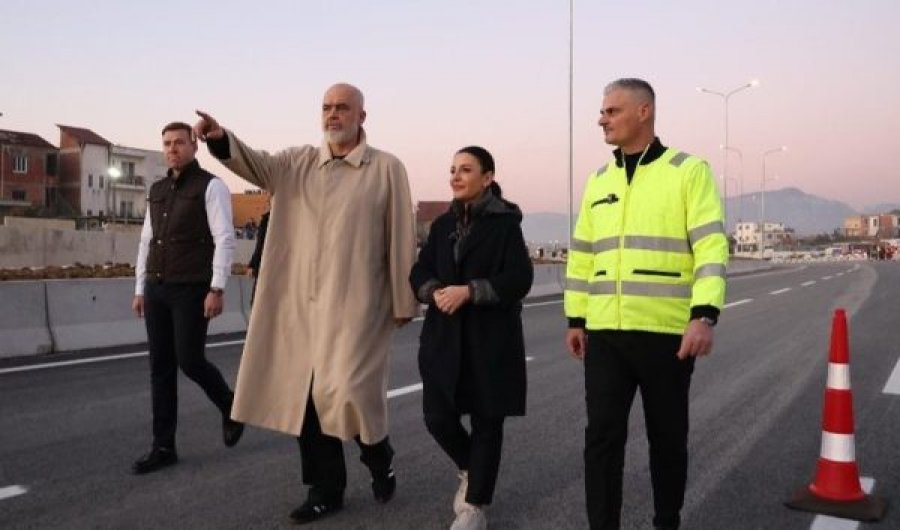 spak-kerkon-arrestimin-e-ballukut,-gazetari-zbulon-detajet:-unaza-e-re-skene-krimi,-si-u-percaktuan-7-tenderat-nga-zv.kryeministrja-dhe-berberi