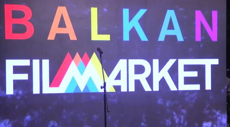 nisma-per-rijetezimin-e-kinemave-ne-rrethe/-gonxhja:-nisma,-12-bashki-ne-shqiperi,-1-ne-itali