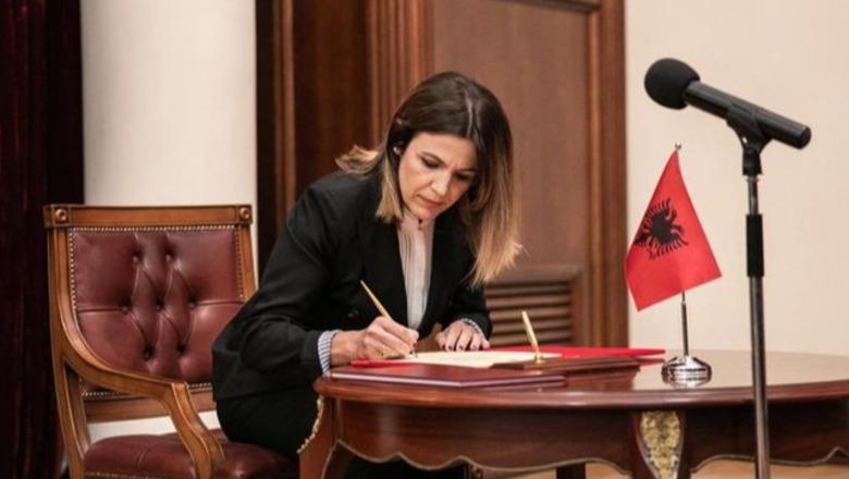 pason-holta-zacajn-ne-detyre,-fiona-papajorgji-zgjidhet-kryetare-e-gjykates-kushtetuese