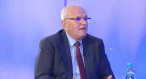 “shqiperia-po-drejtohet-nga-banda,-opozita-ka-humbur-identitetin”,-besim-ndregjoni:-pd-te-mos-largohet-nga-kryeministria-gjate-protestes