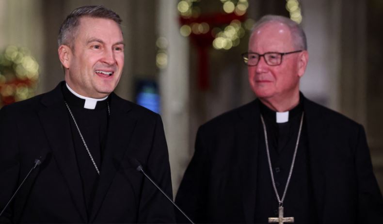 papa-leoni-xiv-emeron-nje-amerikan-nga-chicago-si-arqipeshkev-i-new-york