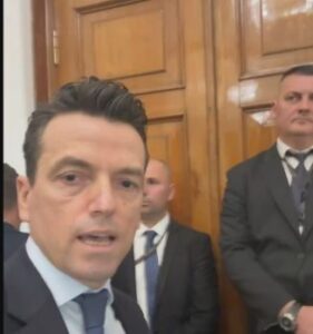 shehaj:-ju-ka-ardhur-fundi!-kapri:-taulant-balla-ka-kerkuar-qe-mbledhja-te-behet-me-dyer-te-mbyllura,-skandal!