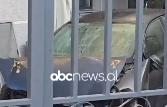 video/-tritol-makines-ne-selite-te-vogel,-pamje-nga-vendi-i-ngjarjes