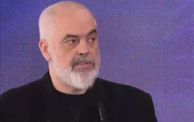 “renie-e-krimeve-ne-shkolla”/-monitorimi-me-kamera-inteligjente,-rama:-nuk-do-kete-me-makina-ne-drejtime-te-paditura