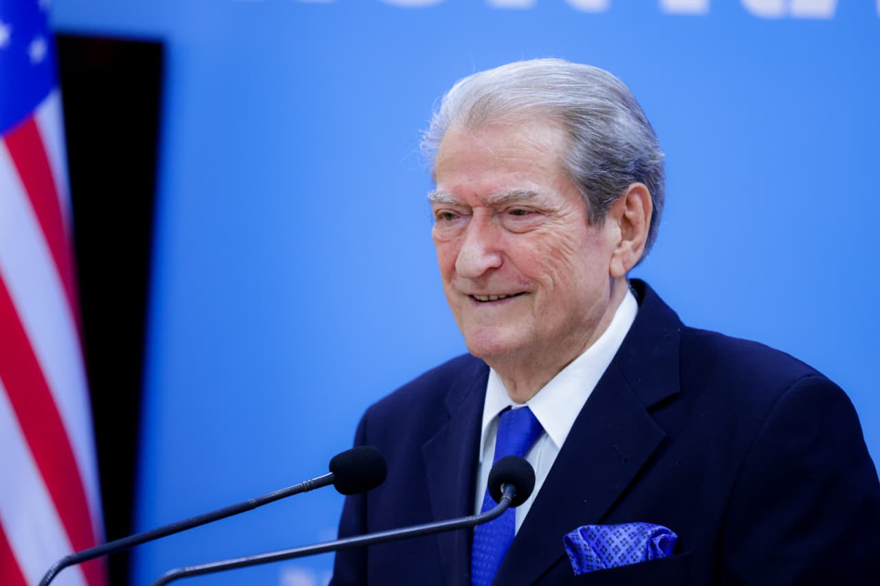 a-do-te-kete-skenare-dhune-ne-22-dhjetor?-berisha:-revolta-paqesore-dhe-greve-urie,-te-gjitha-opsione-te-hapura