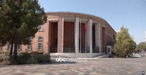 euro-ne-pikiate,-bsh-shton-nderhyrjet/-planifikon-te-terheqe-450-milione-euro-ne-treg-ne-2026