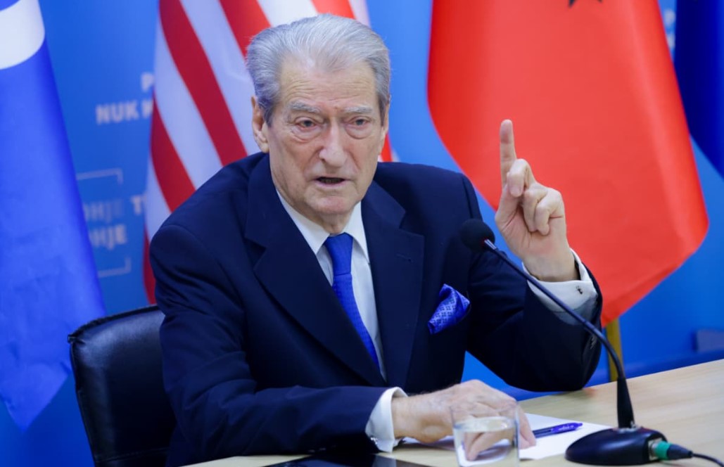 “rama-bllokon-heqjen-e-imunitetit-te-lubi-ballukut!”,-berisha-reagon-per-keshillin-e-mandateve:-pd-denon-me-force-fshehjen-e-provave!-asgje-s’ju-shpeton-ju-nga-ndeshkimi