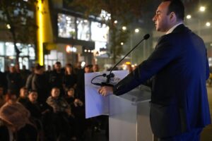 balliu-nga-astiri:-narko-qeveria-e-rames-ka-rene,-me-22-dhjetor-revolte-qytetare-kunder-korrupsionit