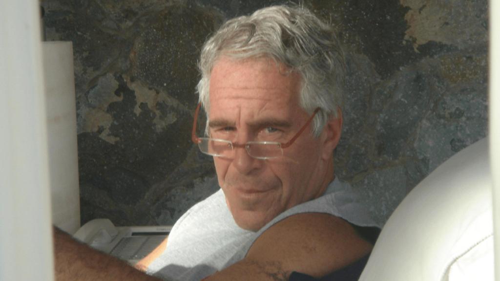 kush-dhe-cfare-perfshihet-ne-dosjet-epstein?