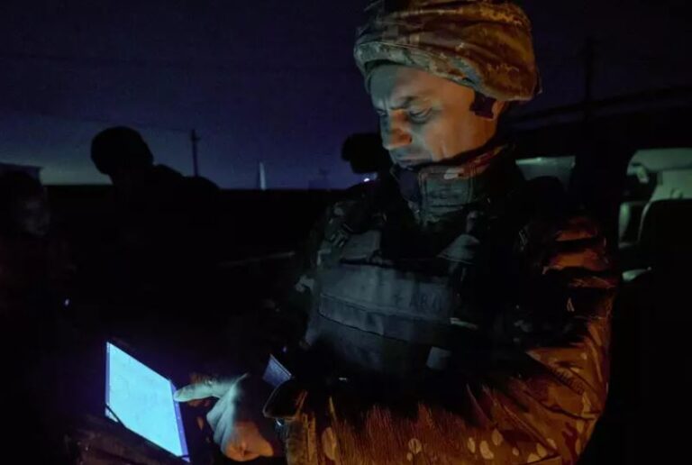 drone-ukrainas-godasin-anijen-luftarake-ruse-ne-detin-kaspik,-demtime-edhe-ne-nje-platforme-shpimi-nafte