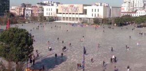 emigracioni-shqiptar/-instat:-shumica-e-diaspores,-ne-itali-dhe-greqi