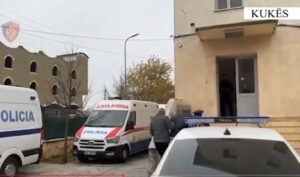 video/-kukes,-ishte-shpallur-ne-kerkim,-arrestohet-40-vjecari-i-denuar-per-dhune-ne-familje.-policia-gjen-ne-banese-arsenal-armesh