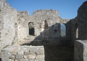 kullat-shekullore-te-lezhes/-ruajtja-e-trashegimise-kulturore,-nis-projekti-per-rijetezimin