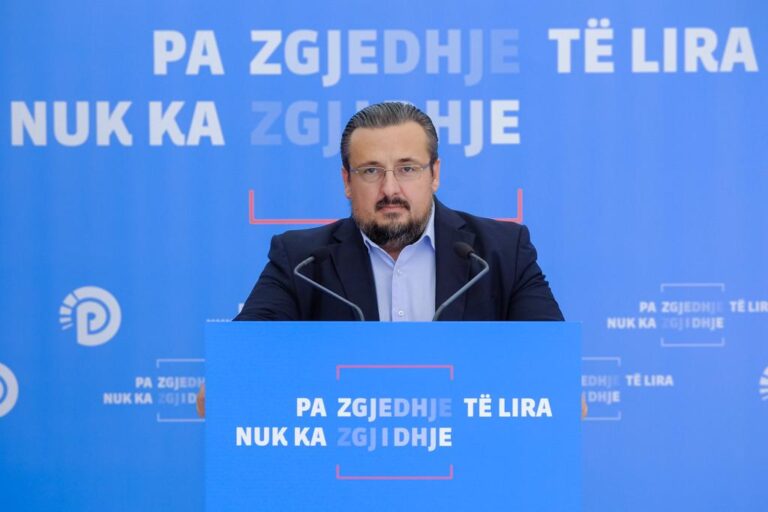 400-mln-euro-per-propagande-dhe-klientele,-teliti:-mazhoranca-i-tha-‘jo’-29-amendamenteve-te-opozites-ne-favor-te-qytetareve-te-tiranes