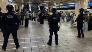 video/-sulm-i-dhunshem-ne-taipei,-i-riu-vret-3-persona-dhe-plagos-9-te-tjere-ne-kryeqytetin-e-tajvanit