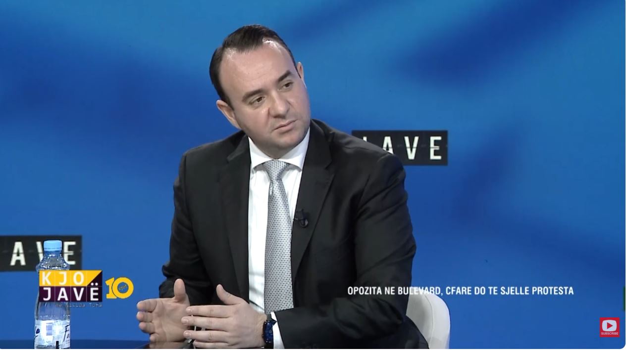 “news24-iu-pergjigj-me-kayo-n”/-deputeti-i-pd-tregon-prapaskenat-e-sherrit-me-rames-dhe-ballukut:-zv.kryeministrja-s’e-pranoi-doreheqjen-dhe…