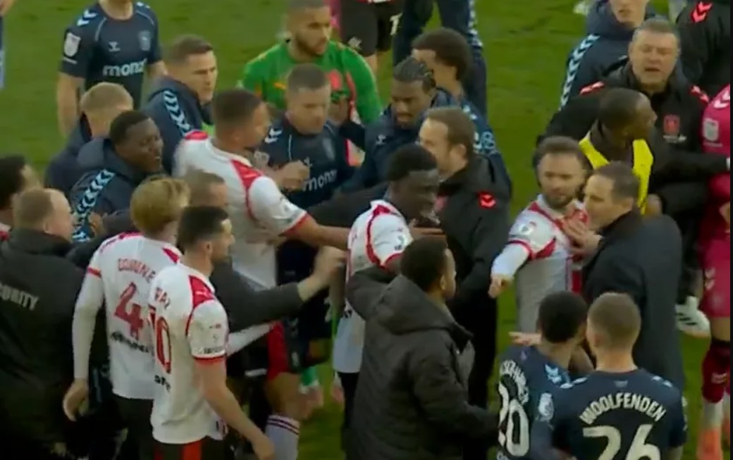 festoi-si-i-cmendur-barazimin,-lojtaret-e-southampton-it-i-turren-keq-frank-lampard-(video)