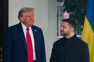 negociatat-per-paqen-ne-ukraine,-zelensky:-trump-eshte-i-vetmi-qe-mund-te-ndaloje-luften-me-rusine
