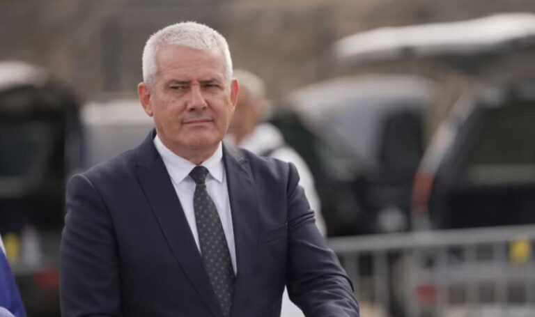 rrembeu-serbin-e-akuzuar-nga-vucic-ne-kosove,-svecla:-arrestohet-ish-pjesetari-i-mpb-se-se-beogradit