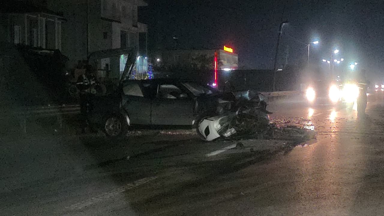 aksident-i-rende-ne-bradashesh,-kater-persona-mbeten-te-plagosur