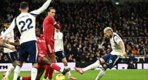 wirtz-jep-asistin-e-pare,-isak-i-pafat,-por-nje-super-ekitike.-liverpool-me-fitore-te-madhe-ndaj-tottenham-(video)