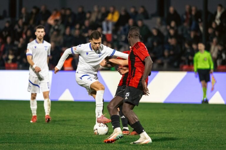 superiore/-trajneret-e-ekipeve-kombetare-perzgjedhin-formacionin-dhe-trajnerin-me-te-mire-te-javes-se-17-te