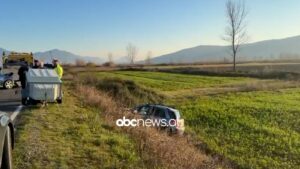 video/-aksident-ne-aksin-lezhe-shkoder,-makina-perfundon-ne-kanal,-raportohet-per-te-plagosur