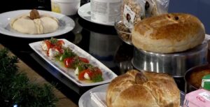 buka-e-krishtlindjeve-dhe-receta-origjinale-e-kadaifit/-recetat-e-dites