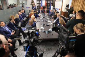 dumani-i-dorezon-detyren/-braho-merr-drejtimin-e-spak:-misioni,-pertej-mandateve-individuale