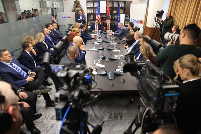 dumani-i-dorezon-detyren/-braho-merr-drejtimin-e-spak:-misioni,-pertej-mandateve-individuale